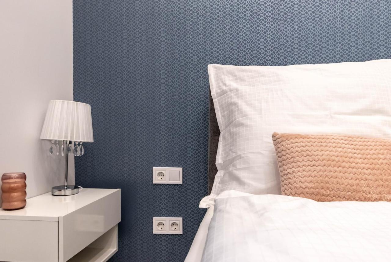 Assea Elegant Apartment With 2 Bedroom In Downtown Budapest Luaran gambar